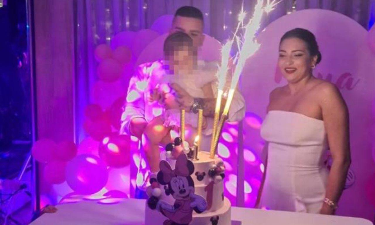 MARIJA RAMADANOVSKI PROSLAVILA PRVI ROĐENDAN I KRŠTENJE ĆERKE Džejeva ćerka pevala bosa, zapevao i Adil (FOTO)