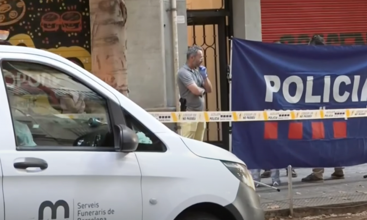 PRVE SLIKE SA MESTA KRVOPROLIĆA U BARSELONI Žrtva dovođena u vezu sa kavčanima - ova tri traga su ključna (FOTO+VIDEO)
