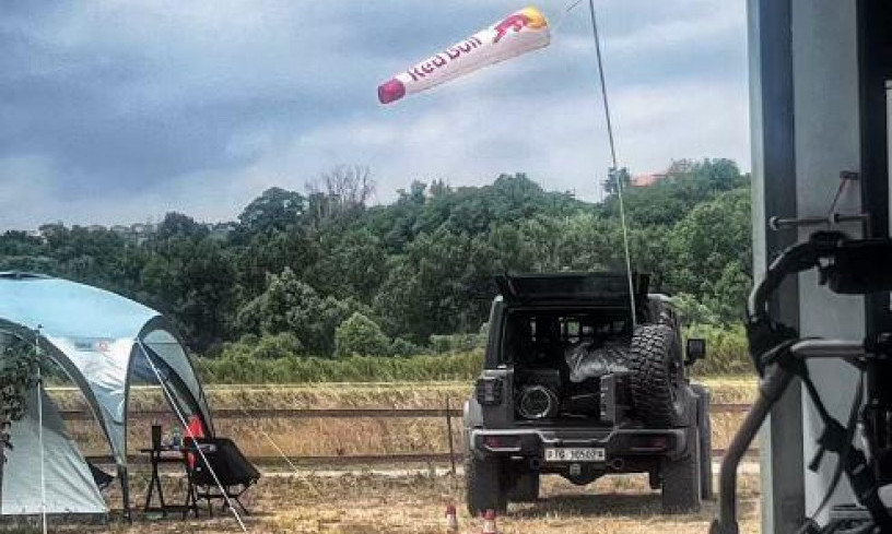 UZNEMIRUJUĆI SADRŽAJ: Pojavila se prva fotografija Baumgartnera posle pada! (FOTO)