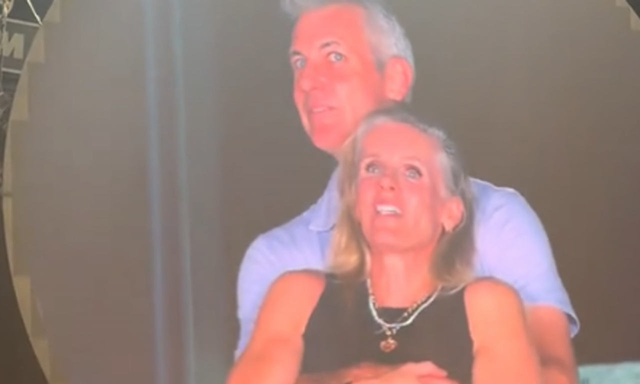 SVI SMO VERNI DOK NAS NE UHVATI KAMERA Dok su oni varali, ja sam ređala crepljike i popravljala brak