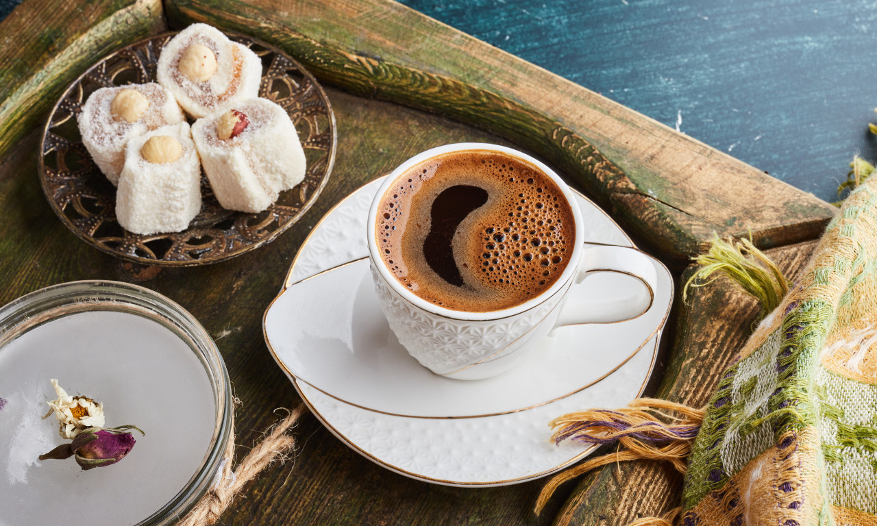 KOLIKO ŠOLJICA KAFE NA DAN SME DA SE POPIJE? Lekari otkrivaju granicu