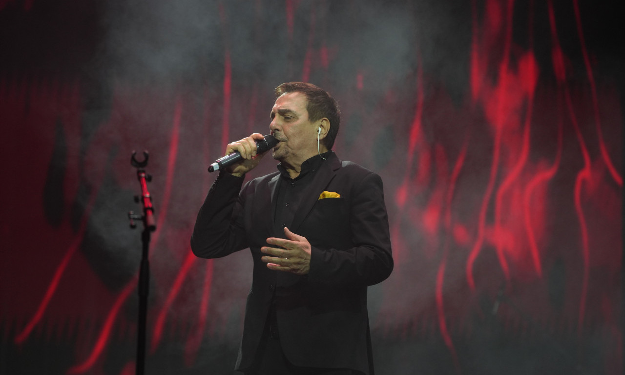 KEBA ZAPEVAO ZA LOZNICU: "Moj grad, moja duša!" Novi hit posvetio rodnom mestu iz ljubavi i zahvalnosti (FOTO)