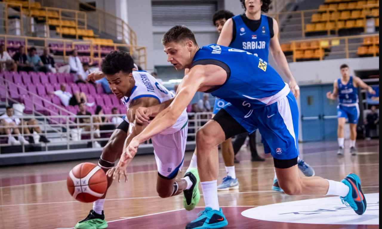 SRBI, DANAS NAVIJAMO ZA NAŠU DECU! Evo kada se mladi košarkaši bore za bronzu sa Francuzima