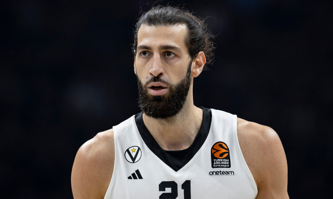 JUČE OŽENIO VILDOZU, DANAS POTPISAO ZA BARSELONU! Transfer karijere posle kumstva u Beogradu