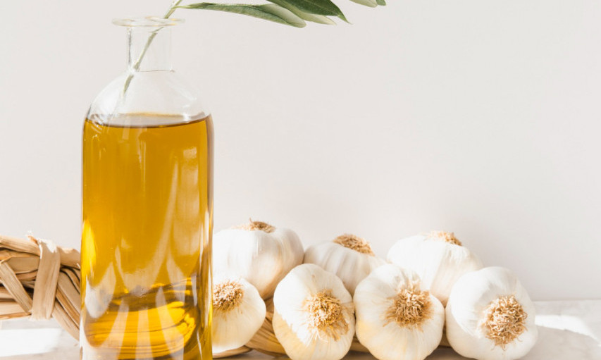 ZA BOL VIŠE NE TREBA TABLETA Ovo domaće ulje menja paracetamol i ibuprofen!