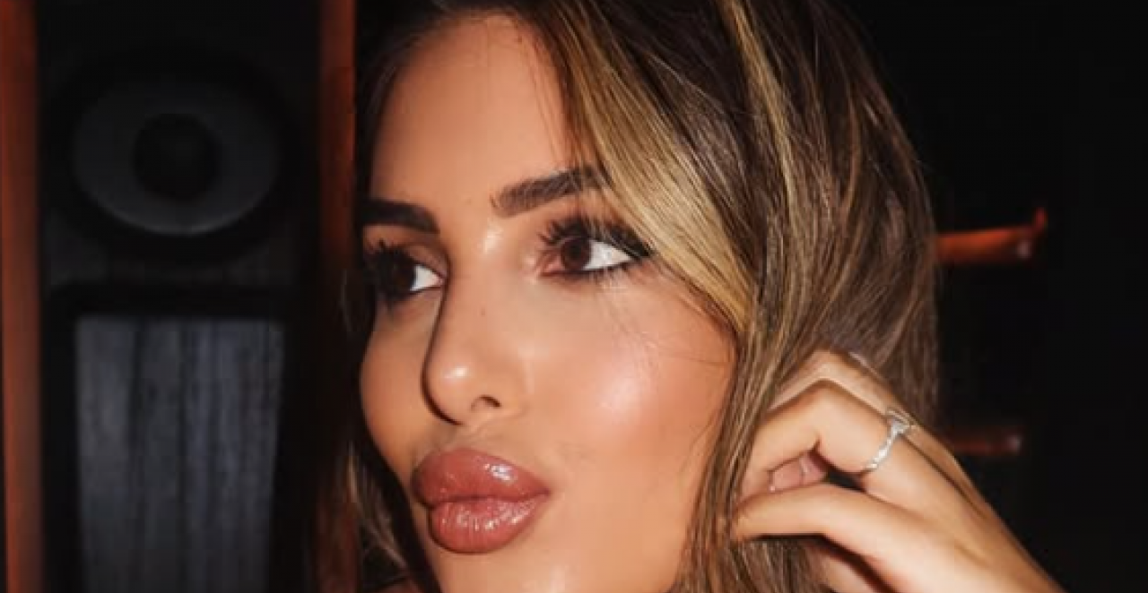 ŠTA TO JEDE ANASTASIJA RAŽNATOVIĆ? Poslastica iz Marbelje zaludela sve na mrežama!