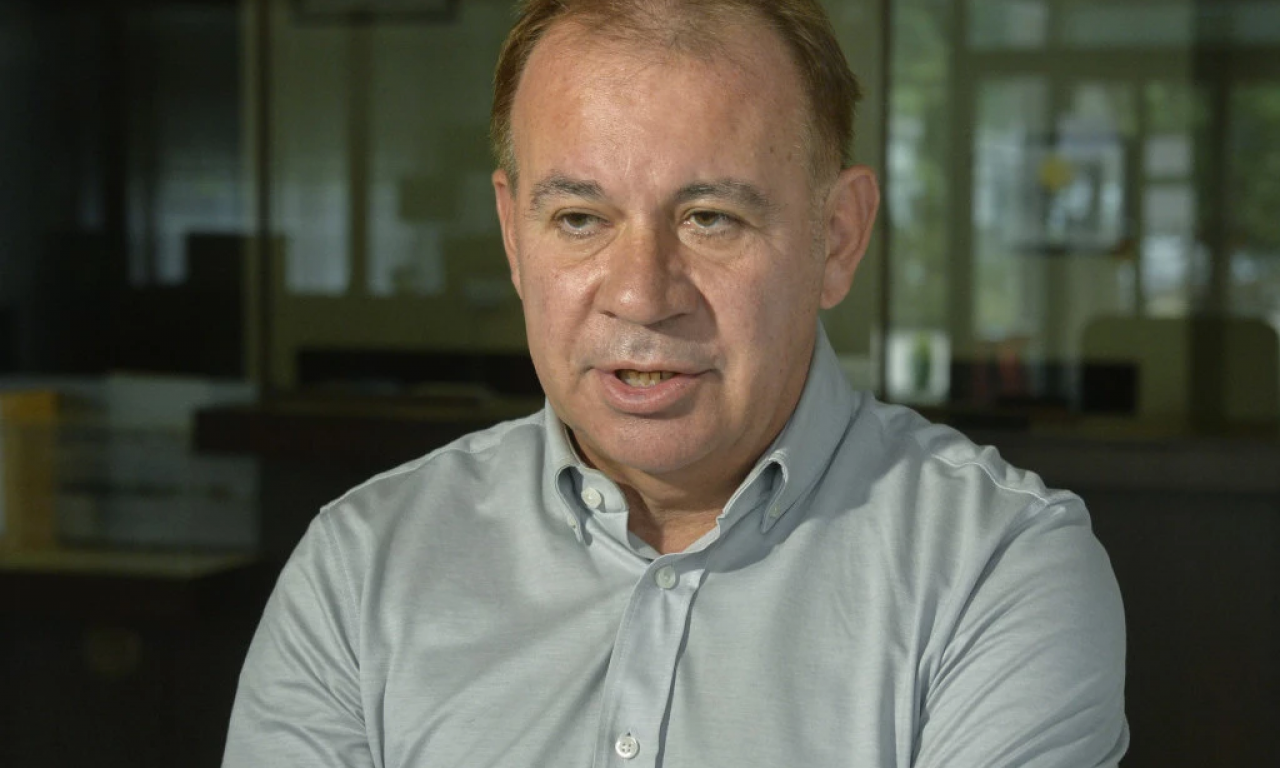 PROREKTOR UB NEBOJŠA BOJOVIĆ POZVAN NA RAZGOVOR U UPRAVU KRIMINALISTIČKE POLICIJE