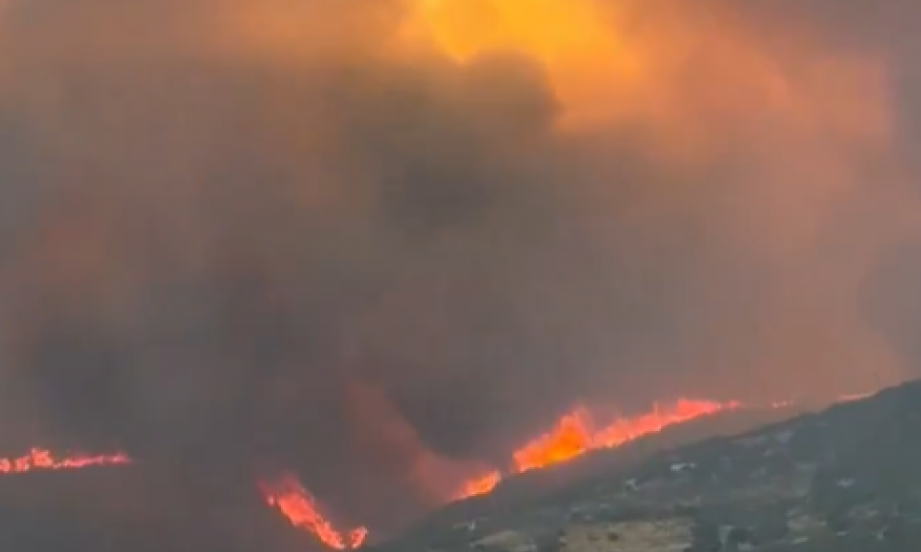 POŽAR KOD ŠTRPCA: Vatra zahvatila livade i nisko rastinje, stanovnici u panici (VIDEO)