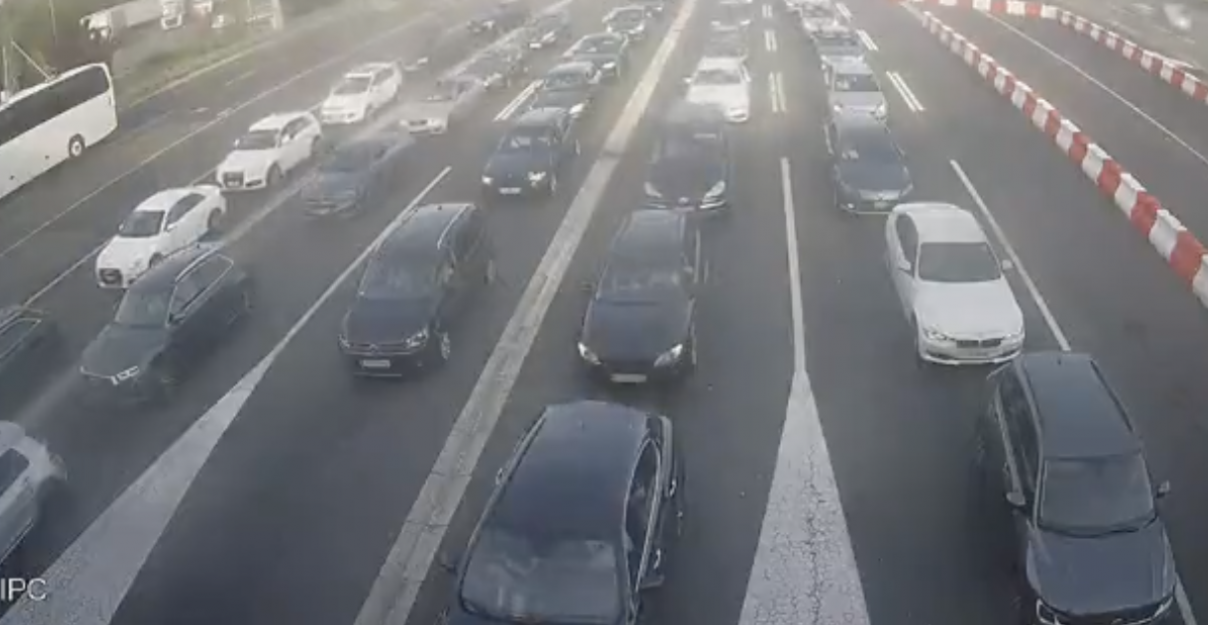 GUŽVA NA GRANICAMA Ako večeras prolazite ovuda, naoružajte živce! Evo gde je najgore