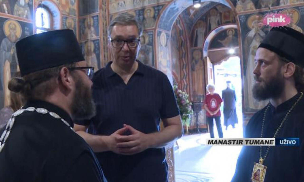 PREDSEDNIK VUČIĆ OBIŠAO MANASTIR TUMANE!