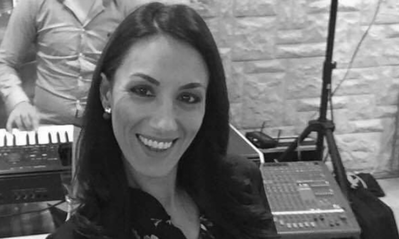 PREMINULA TANJA NEDOVIĆ Ljudi se opraštaju od pevačice koja nas je prerano napustila!