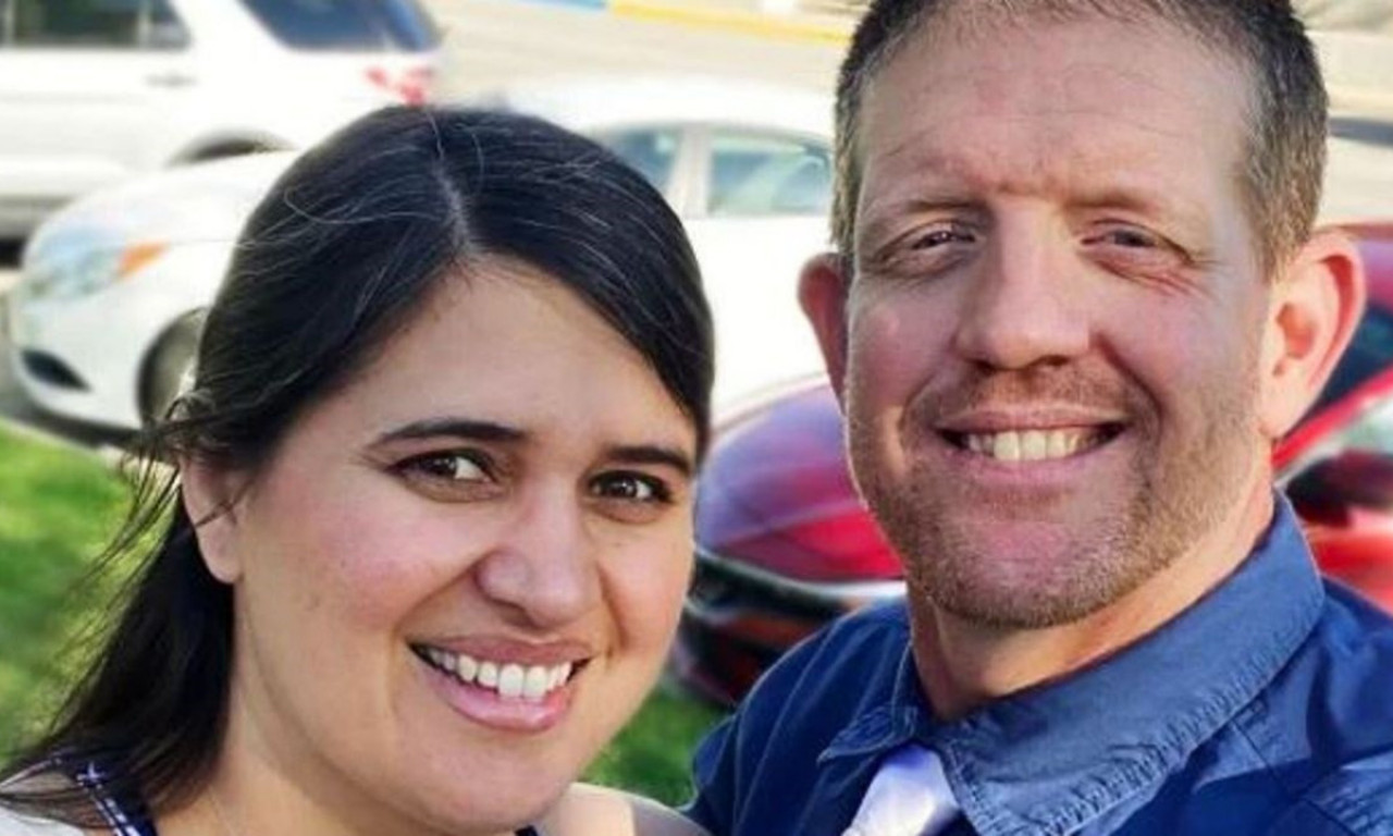 BRAČNI PAR UBIJEN U PARKU PRED NJIHOVOM DECOM U toku je potraga za ubicom (VIDEO)