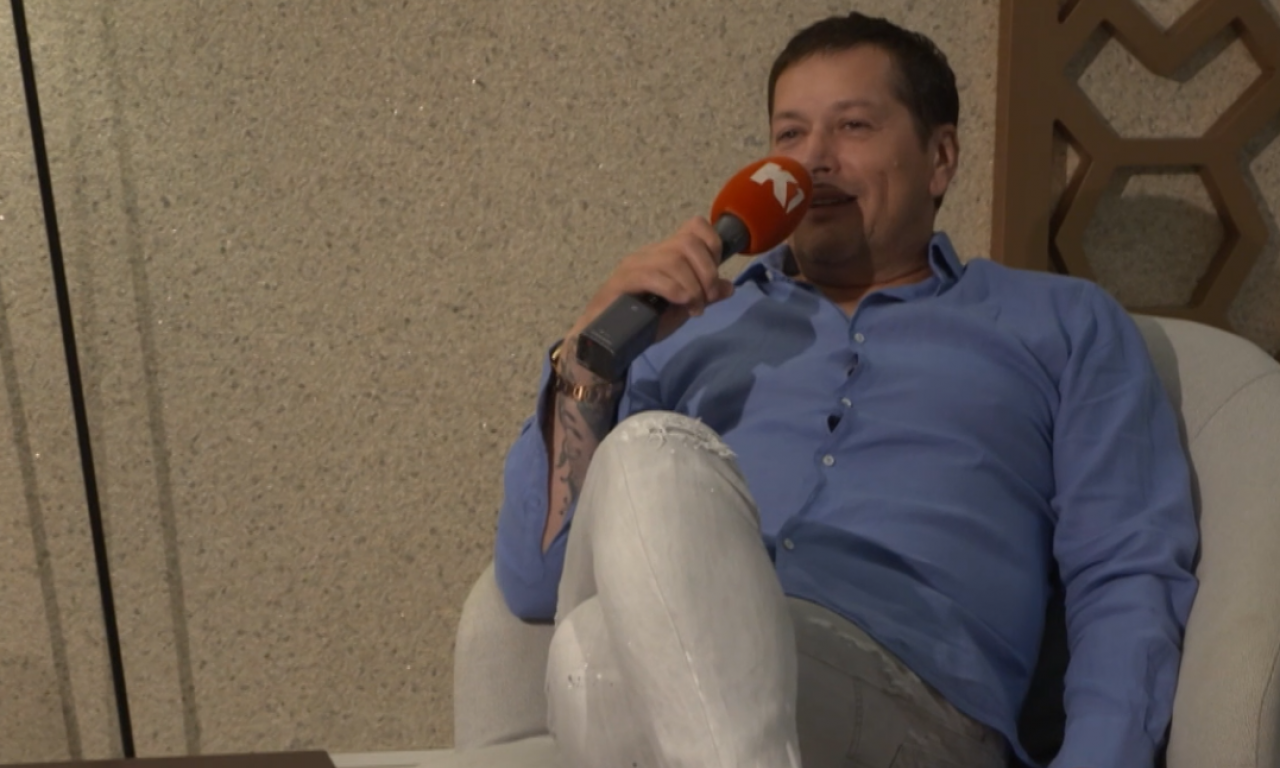 "VOLIM KAFANU, NE TREBA NIKOME DA SE PRAVDAM" Aco Pejović o pesmi koju mu je napisao kum Filip Živojinović (VIDEO)