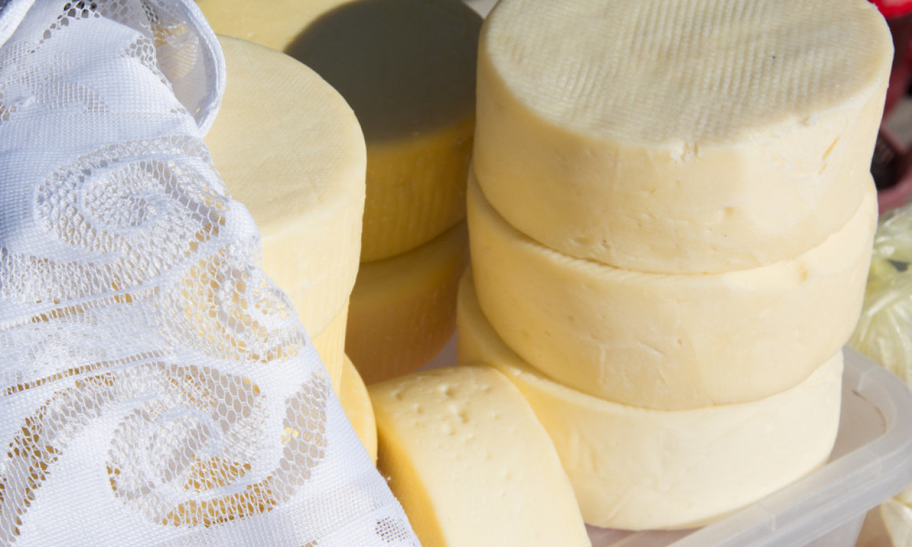 TURISTI NE ŽELE HOTELE SA 5 ZVEZDICA Sada "cveta" turizam koji nudi degustaciju sira i još ponešto