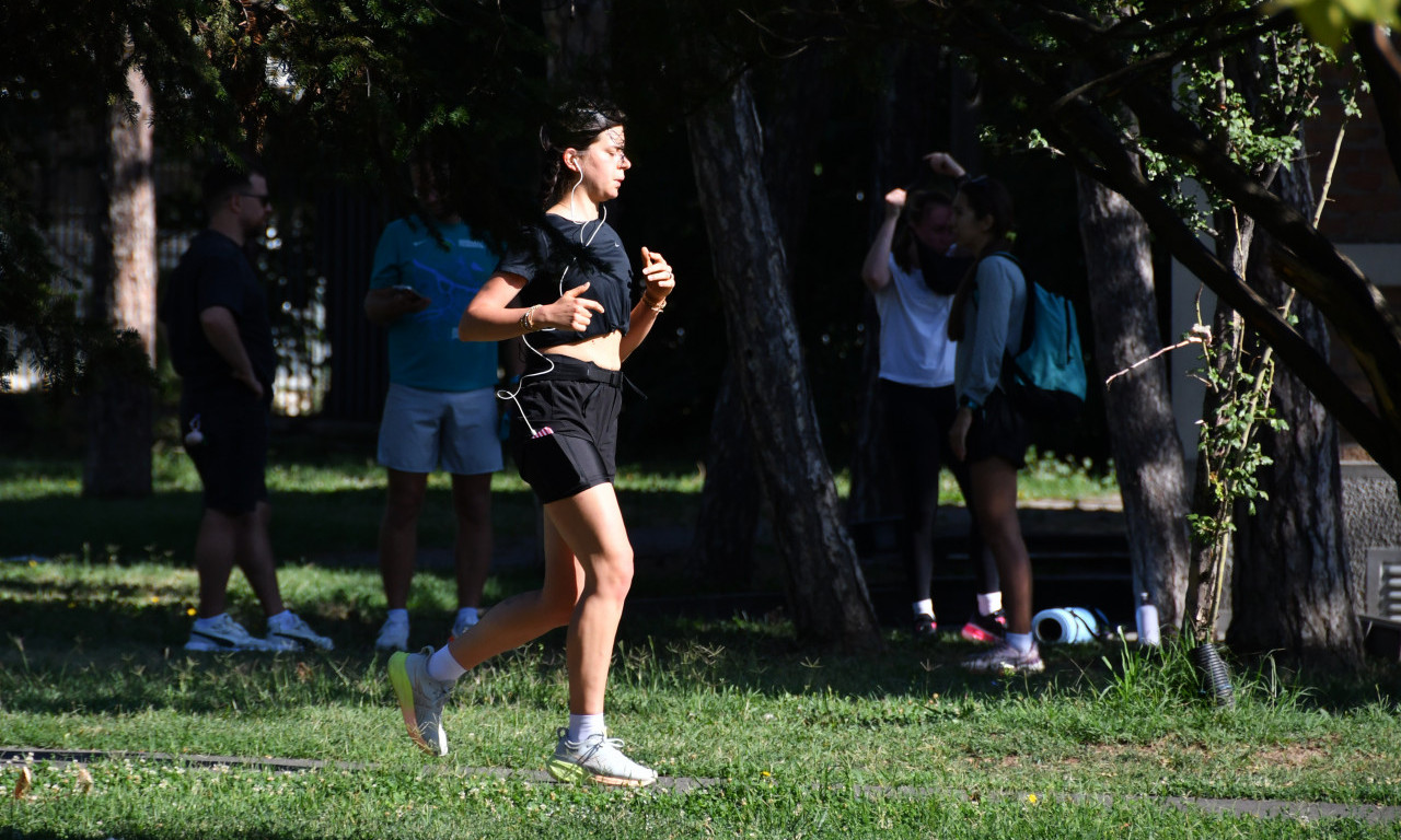 STIGAO TROPSKI TALAS U SRBIJU I narednih dana vrlo toplo, ko može nek' beži u planine!