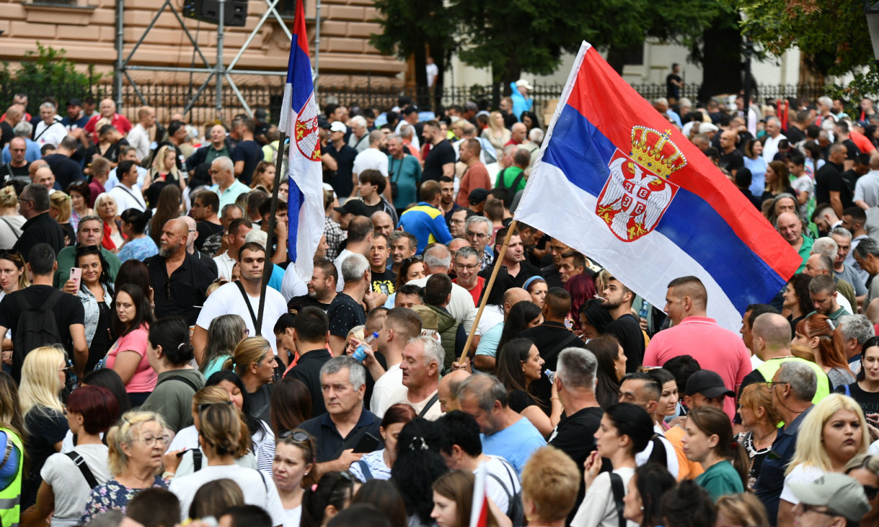 TRI DECENIJE OD PROGONA SRBA U AKCIJI "OLUJA" Centralna ceremonija tim povodom u Sremskim Karlovcima
