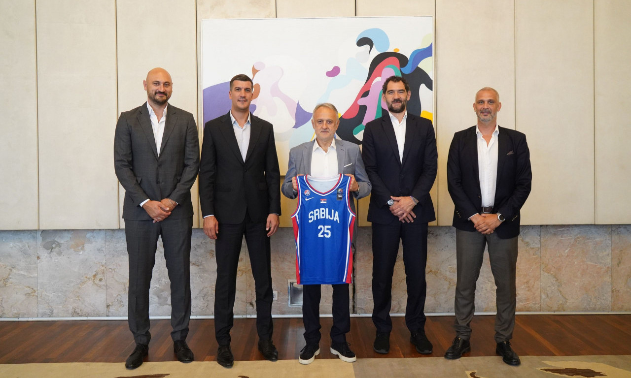 HORHE GARBAHOSA U BEOGRADU! Košarkaška elita u prestonici - pogledajte koga je ugostio ministar Gajić (FOTO)
