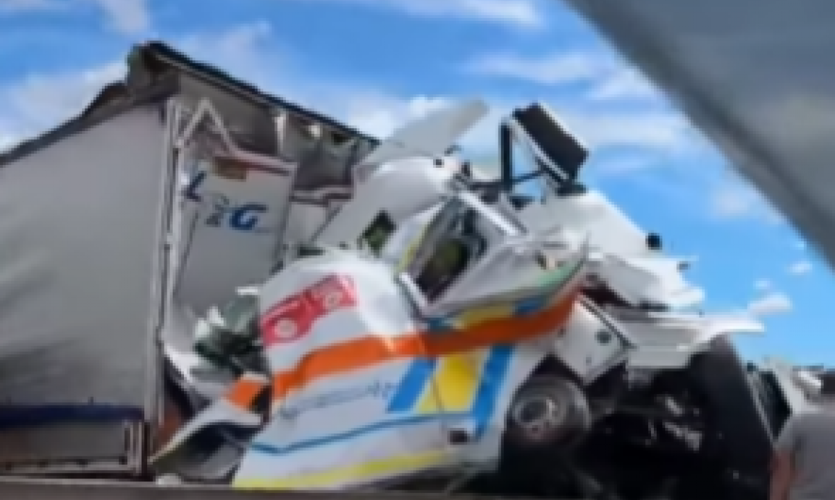 OVO SU ŽRTVE ŽESTOKE SAOBRAĆAJKE U ITALIJI! Muškarcu (56) i studentkinji (23) iz Hitne pomoći nije bilo spasa (FOTO)