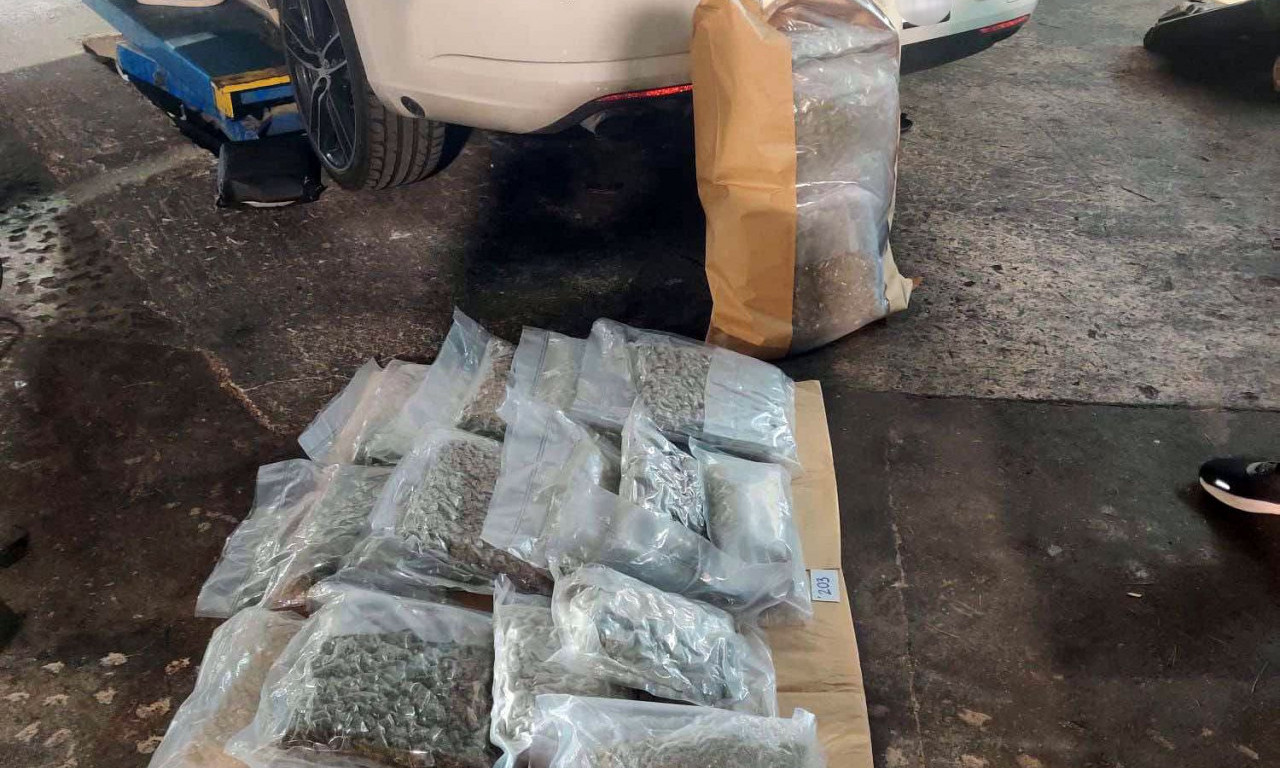 SRPKINJA I CRNOGORAC UHVĆENI S DROGOM I DETETOM (2)! Pukao pakleni narko plan na Malti, evo šta im je zaplenjeno