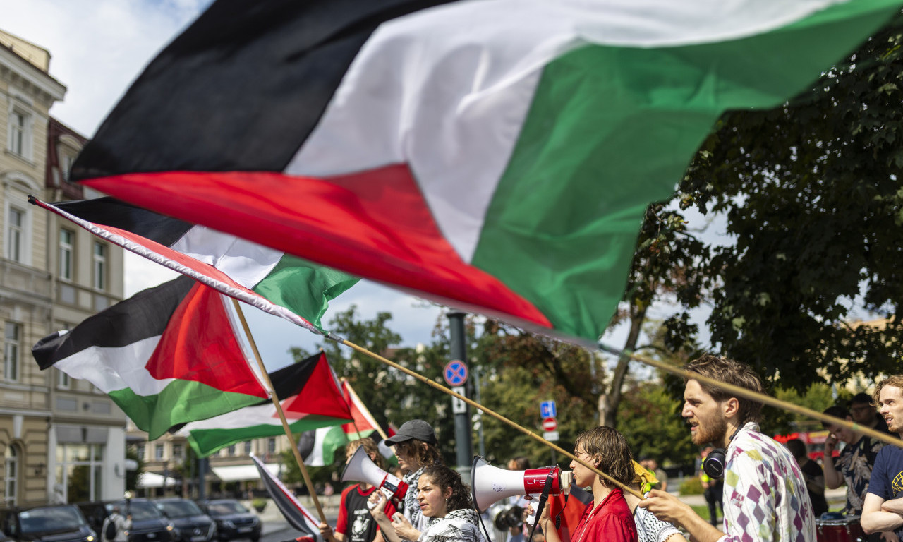 PALA VLADA LITVANIJE! Za sve kriva snaja premijera?