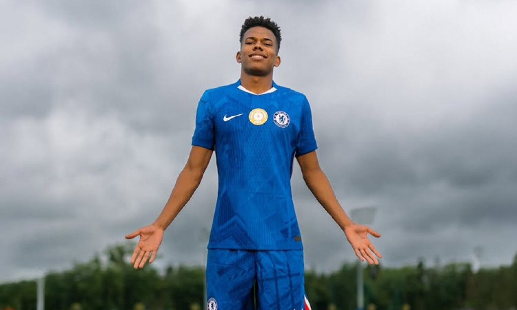 ČELSI SPREMAN DOČEKUJE ASTON VILU! Estevao i Delap se vraćaju u tim!