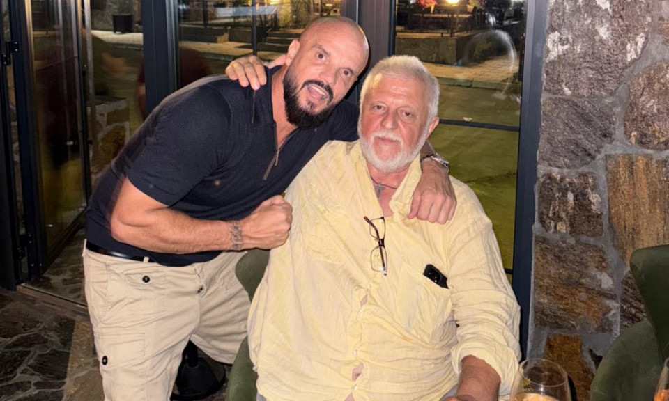 EKSKLUZIVNO! Poznati reditelj otkrio strogo čuvanu tajnu o nastavku hit serije - u sve umešan poznati pevač (FOTO)