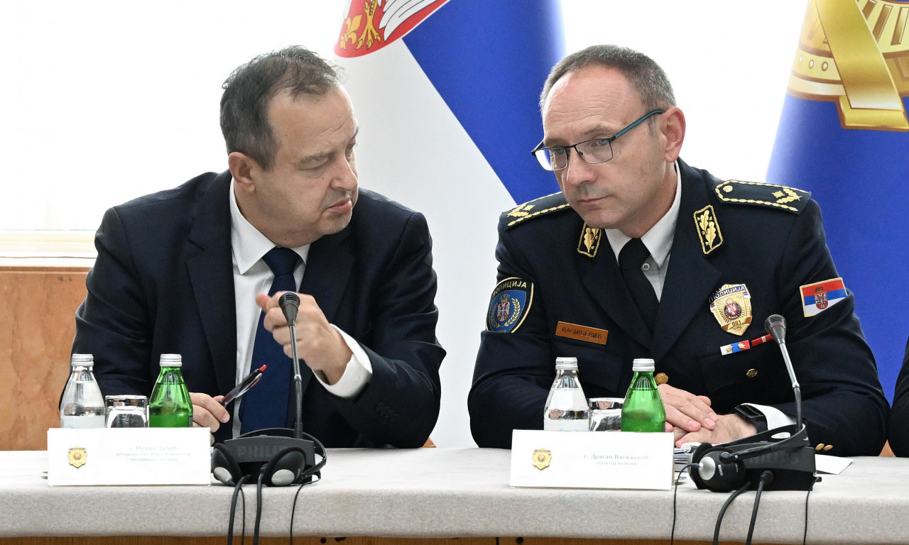 NIKOGA NISMO GAZILI MARICAMA, SAMO RADIMO SVOJ POSAO! Direktor policije zauvek zapušio usta blokaderima (FOTO+VIDEO)