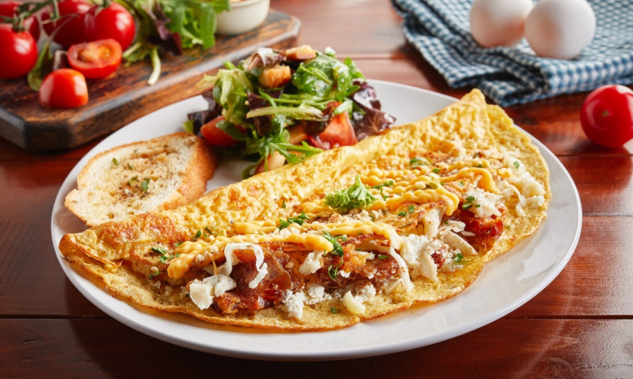 TAJNA VRHUNSKOG OMLETA Uz ovaj trik, doručak nikada neće biti isti!