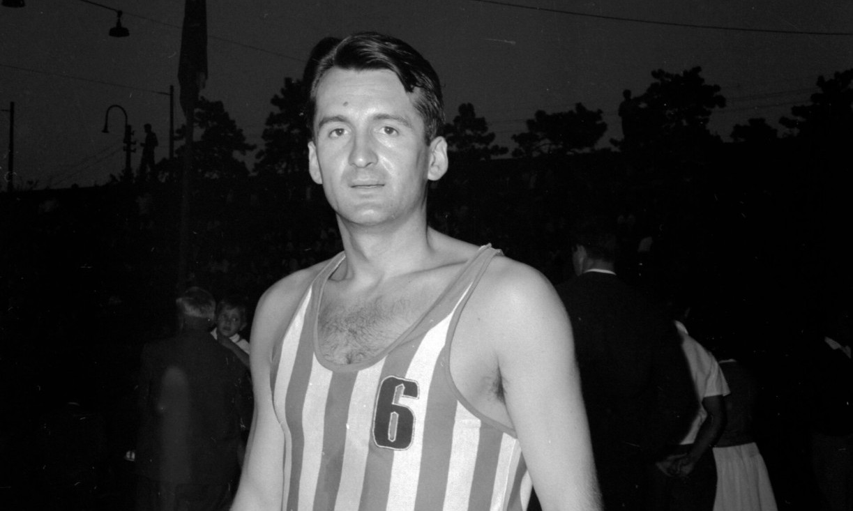 "TATA MOJ, MISLILA SAM DA SI..." Umrla legenda Zvezde, a reči njegove ćerke su nešto najtužnije što ćete danas pročitati