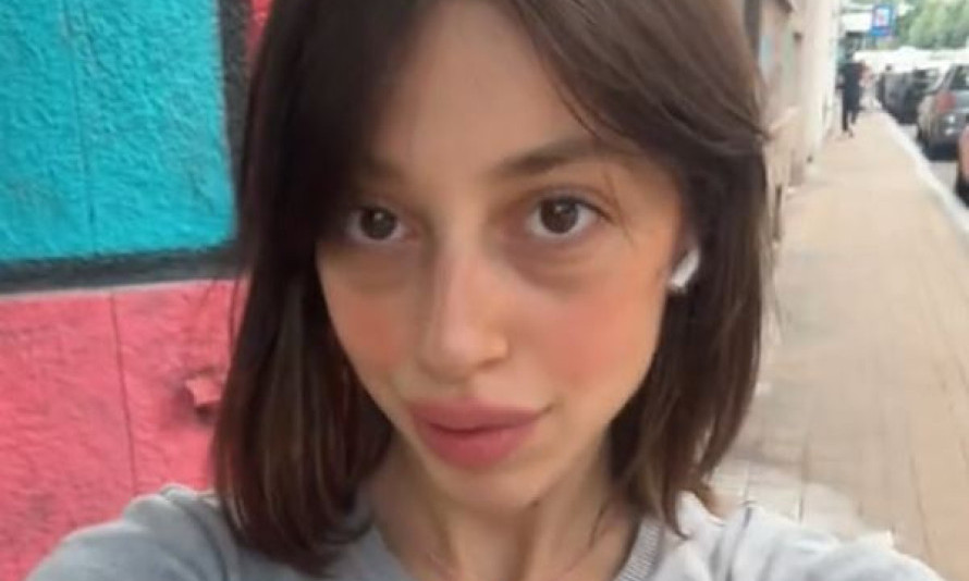 POMAHNITALA IVONA STEFANOVIĆ Bahata TikTokerka grebala policajca po licu, a onda oštetila i službeno vozilo!