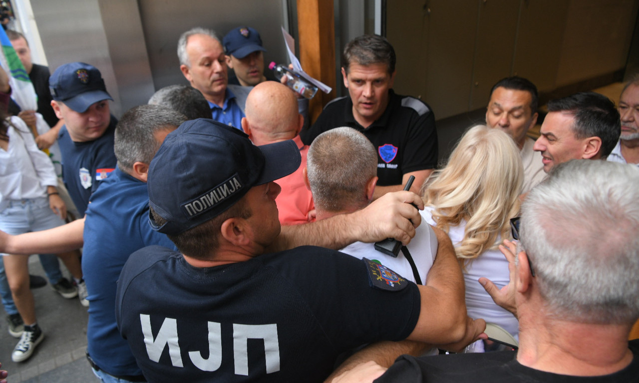 ŠTA SE DEŠAVA U RESAVSKOJ? Incidenet ispred PKS-a, pogledajte šta ljudi rade (FOTO)