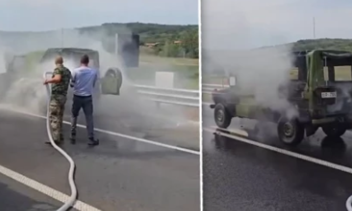 IZGORELO VOJNO VOZILO: Očevici koji su se zatekli u tom delu zemlje pritekli u pomoć