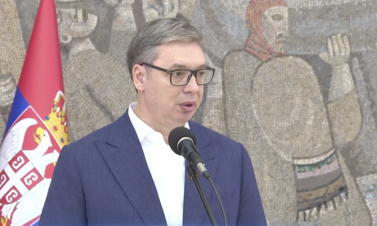VUČIĆ OTKRIO NARODU ŠTA JE SUŠTINA OBOJENE REVOLUCIJE Postoje 3 tačke napada na Srbiju!