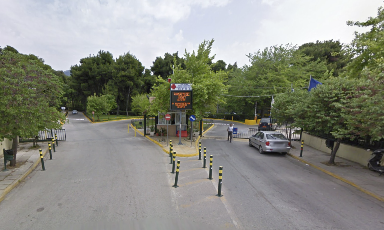 BUKNUO POŽAR U BOLNICI U ATINI Veliki broj vatrogasaca gasi vatru, evakuisani pacijeti