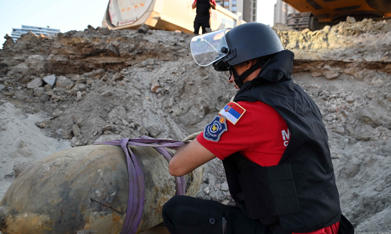 BEOGRAD NA NOGAMA, POČELA EVAKUACIJA! Đavolja mašina od 250 kila čeka nedelju ujutru: Blokirana Palilula, hitne službe u pripravnosti!