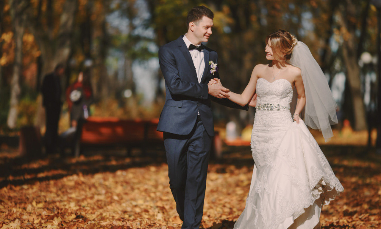 HOROSKOP ZA JESEN 2025: Ko dobija ponudu života u oktobru, a jedan znak neka se lagano sprema za svadbu!