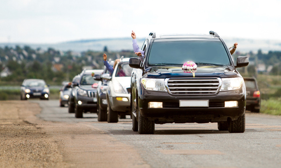 PAUK ODNEO SVADBENA KOLA U NIŠU! Ako mislite da ste sve videli, niste - istina je zapravo mnogo drugačija (FOTO)