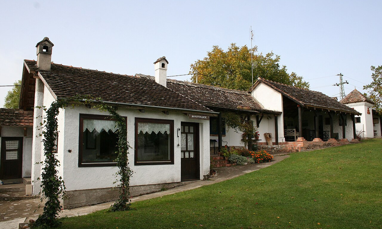 UPOZNAJTE PRAVI TURISTIČKI DRAGULJ SRBIJE Zdanje iz bajke na sat vožnje od Beograda (FOTO)