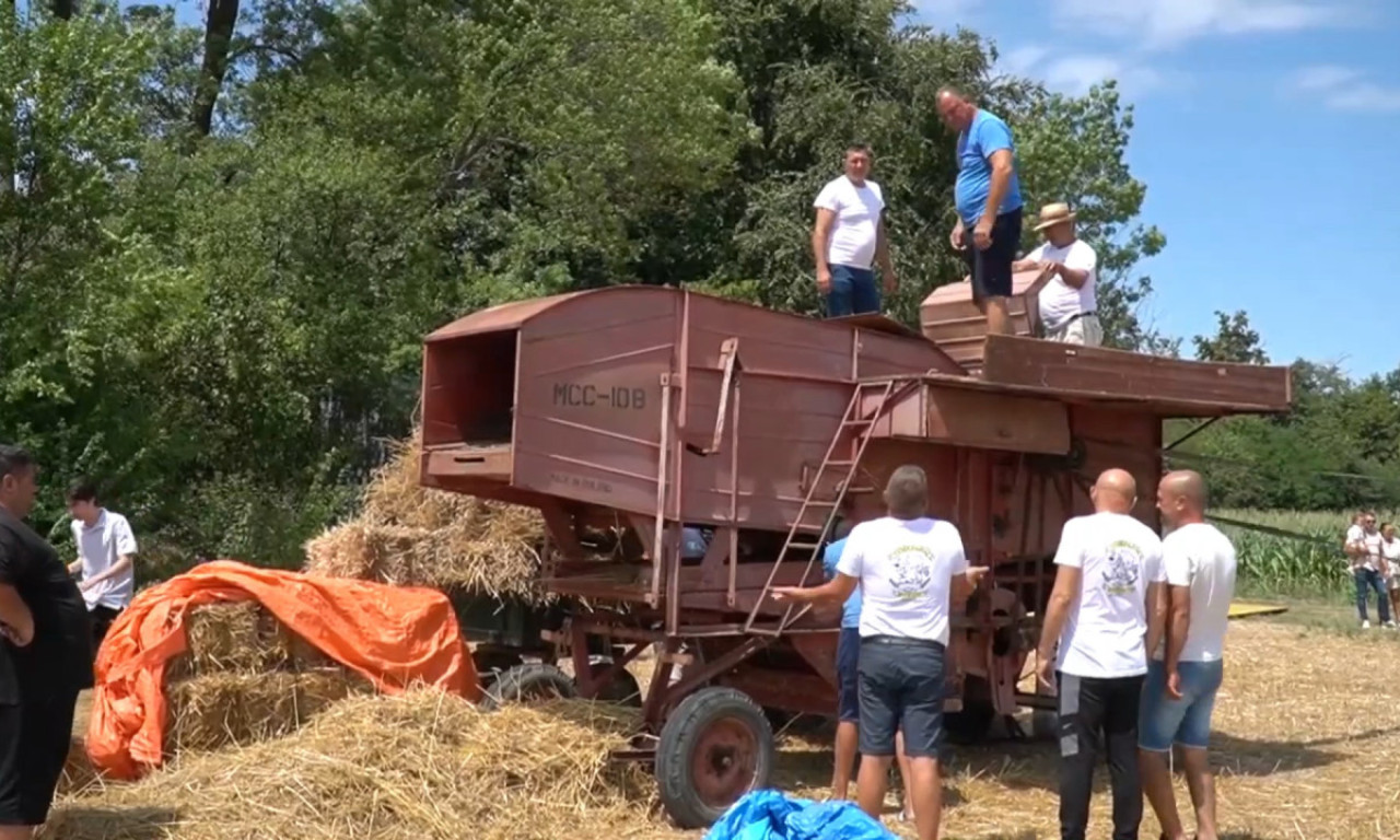 MAČVANI ČUVAJU SEĆANJE NA VRŠAJ Kad se pokrene parna mašina... (FOTO)