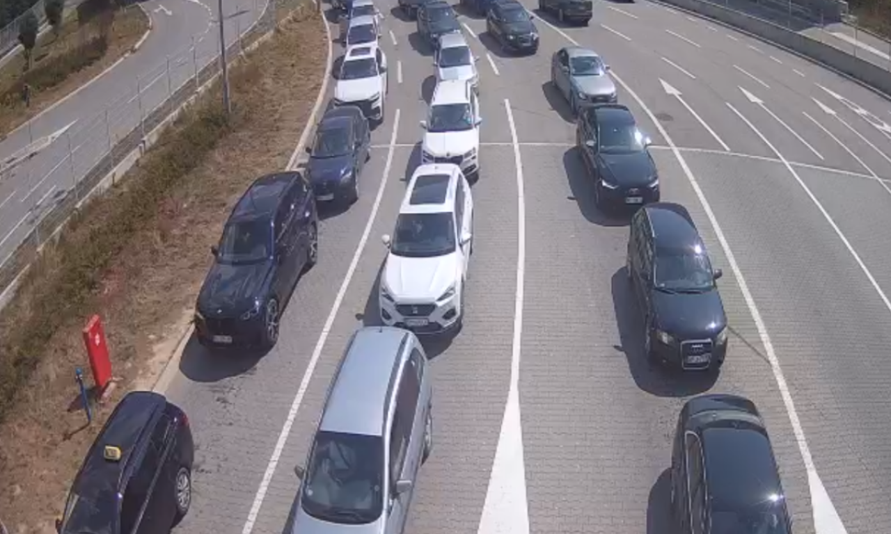 AKO PUTUJETE ZA PRAZNIKE, OVO MORATE DA ZNATE Menja se važna stvar na ovom graničnom prelazu