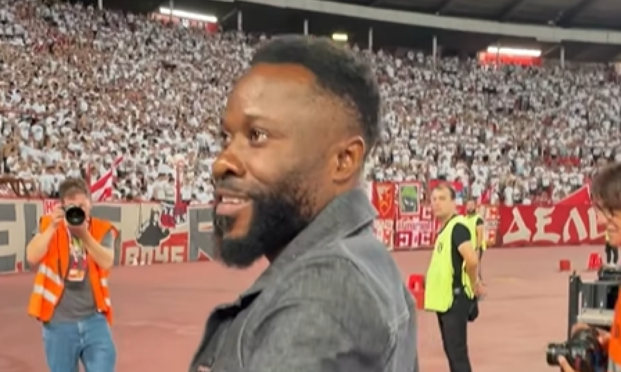 RAPSODIJA EMOCIJA NA MARAKANI Gelor Kanga pred severnom tribinom, pogledajte kako mu skandiraju Delije (VIDEO)