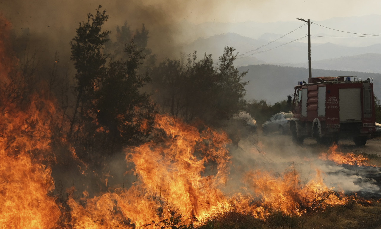 CRNA GORA OTVARA RAČUN ZA POMOĆ: Svi ćete moći da uplatite novac za ugrožene požarom!