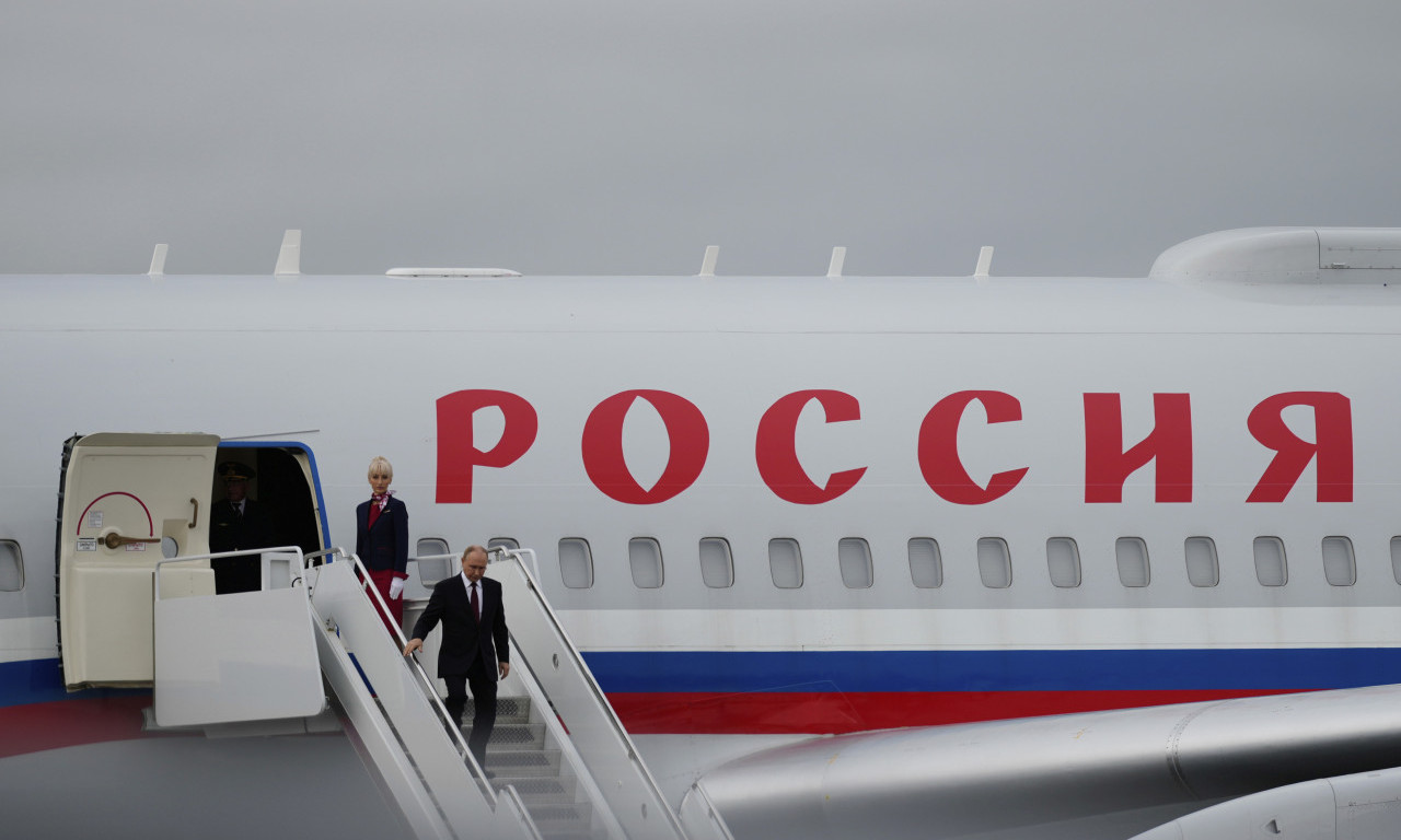 RUSKI VLADIN AVION SLETEO NA ALJASKU