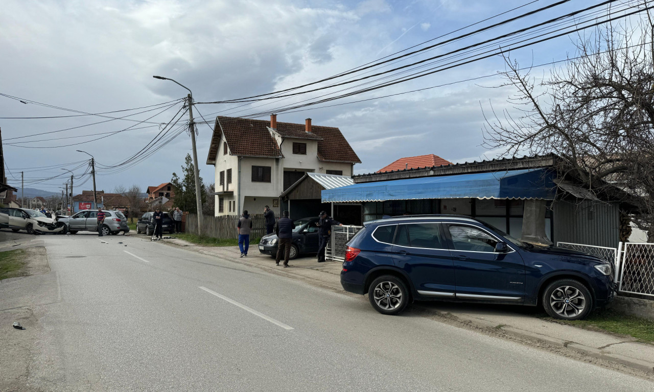 RODITELJI U STRAHU - DECU NE SMEJU DA PUSTE DA SAMA IDU U ŠKOLU U ove dve ulice skoro svaki dan dođe do nesreće