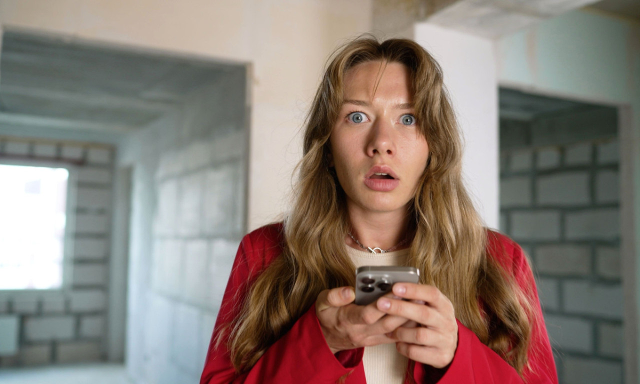 ZASTRAŠUJUĆI TREND ŠIRI SE INTERNETOM Da li ste naišli na ovakve video zapise na društvenim mrežama?