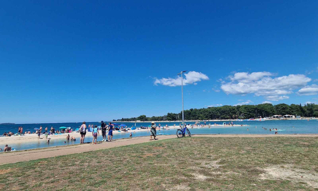 POSKOK UJEO DEČAKA (7) NA PLAŽI Drama u Hrvatskoj, hitno prebačen u bolnicu!