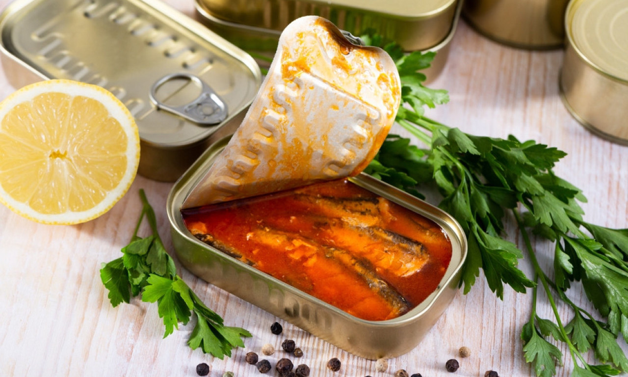 ŠTA JE BOLJE – SARDINA ILI TUNJEVINA? Evo zašto sardina ipak odnosi pobedu