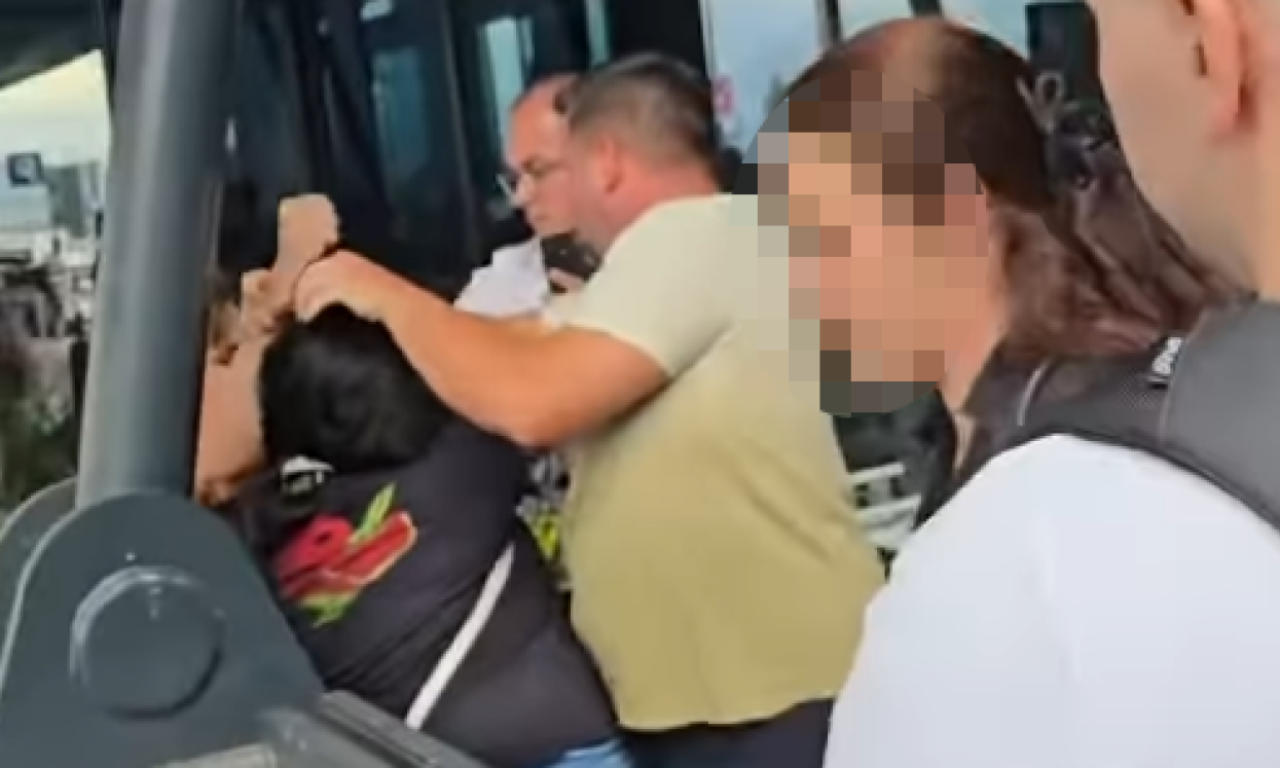 MAJKA I ĆERKA SE POTUKLE NA AERODROMU "NIKOLA TESLA" Čupale se za kosu, prolaznici pokušali da ih razdvoje (VIDEO)