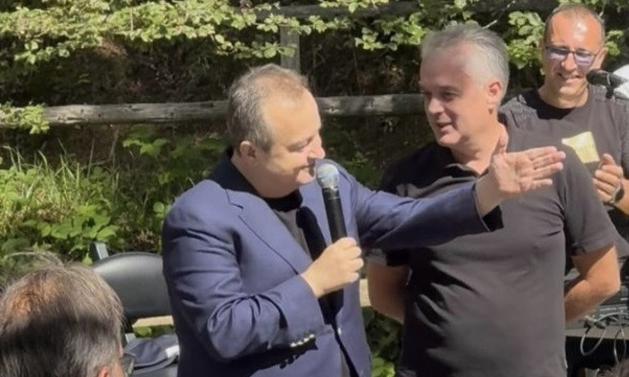 "DANAS SMO IMALI POSEBAN POVOD ZA DRUŽENJE" Dačić na obeležavanju 35 godina postojanja Gradskog odbora SPS-a (FOTO)