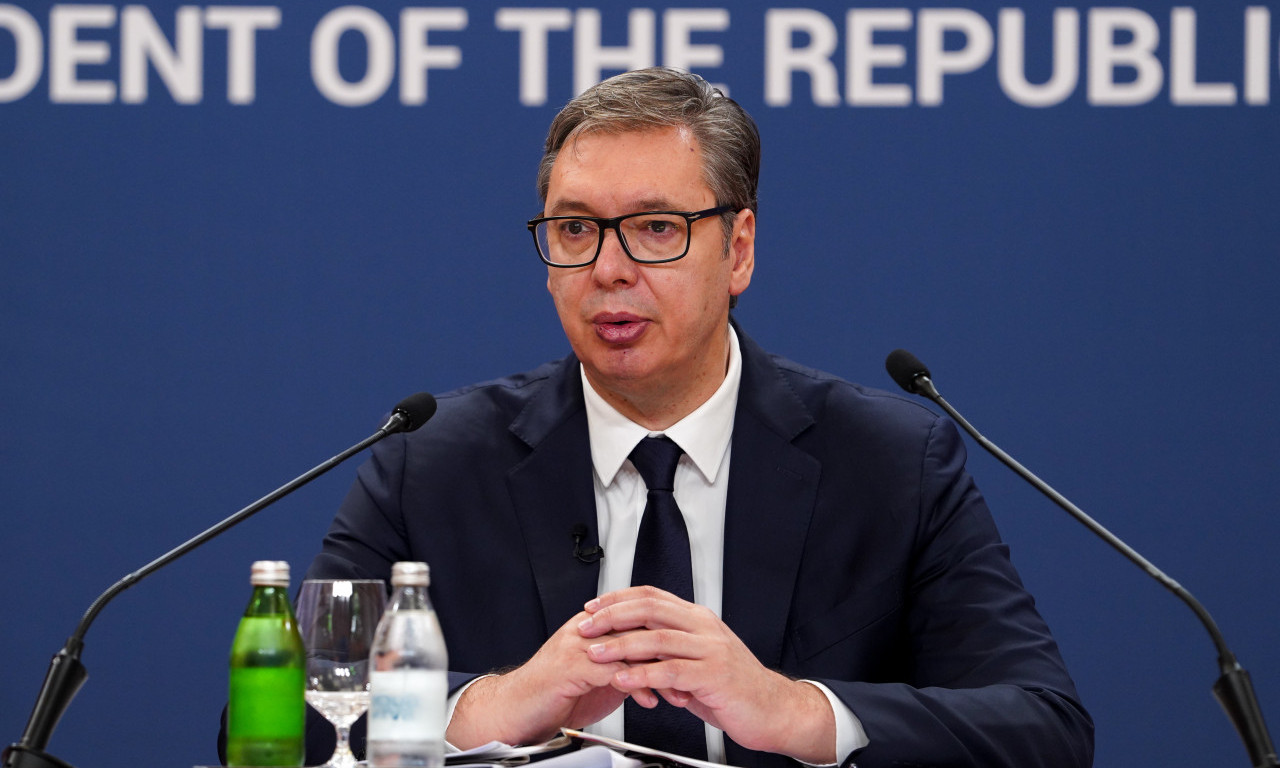 NE MOGU DA NAS SLOME! Pogledajte jak odgovor Vučića na skandalozne uzvike "ubij Srbina" tokom fudbalskog meča (VIDEO)